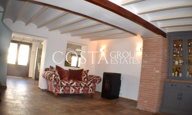 Odsprzedaż - Willa -
Teulada - Moraira