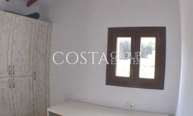 Odsprzedaż - Willa -
Teulada - Moraira