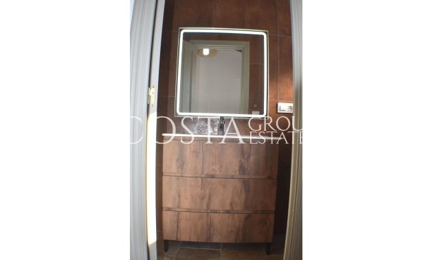 Odsprzedaż - Willa -
Teulada - Moraira