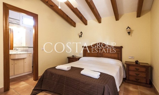 Herverkoop - Villa -
Benissa - Benissa Centro