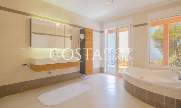 Odsprzedaż - Willa -
Calpe - Calpe Centro