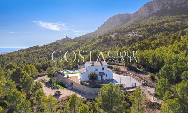 Resale - Villa -
Benissa - Benissa Centro