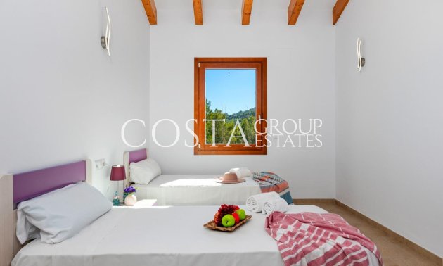 Resale - Villa -
Benissa - Benissa Centro