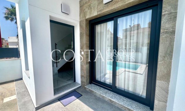 Wiederverkauf - Villa -
Torrevieja - La Siesta