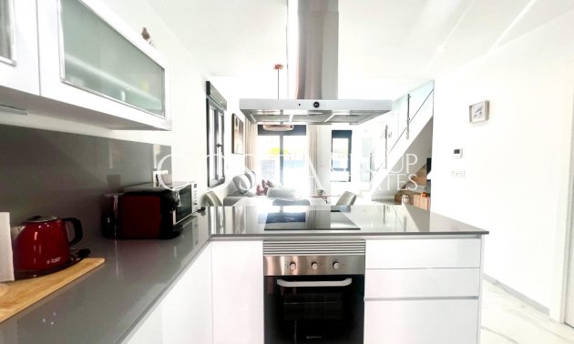 Wiederverkauf - Villa -
Torrevieja - La Siesta