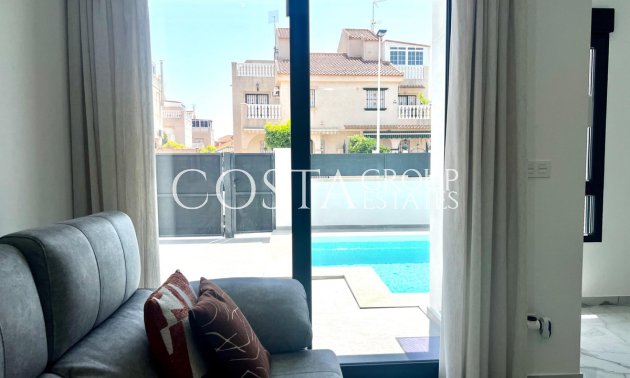 Wiederverkauf - Villa -
Torrevieja - La Siesta