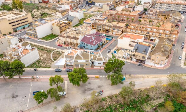 Herverkoop - Villa -
Rojales - Rojales Centro