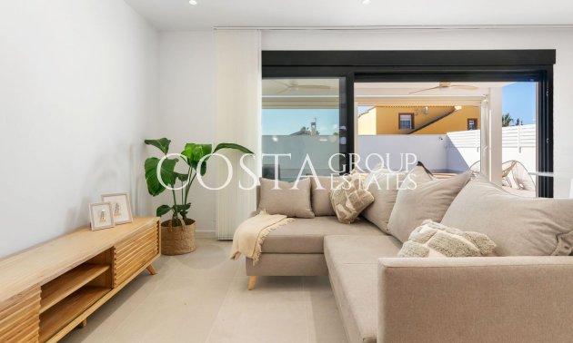 Herverkoop - Villa -
Torrevieja - Torrevieja Centro