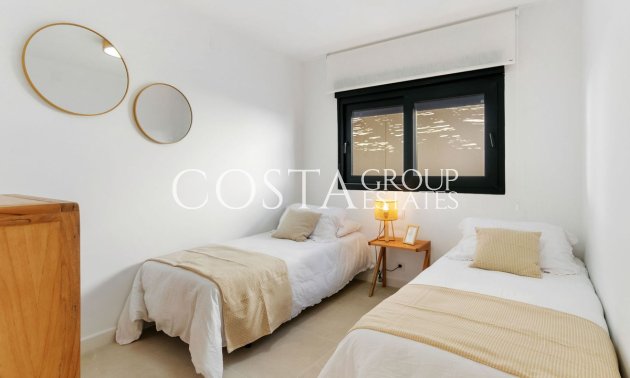 Herverkoop - Villa -
Torrevieja - Torrevieja Centro