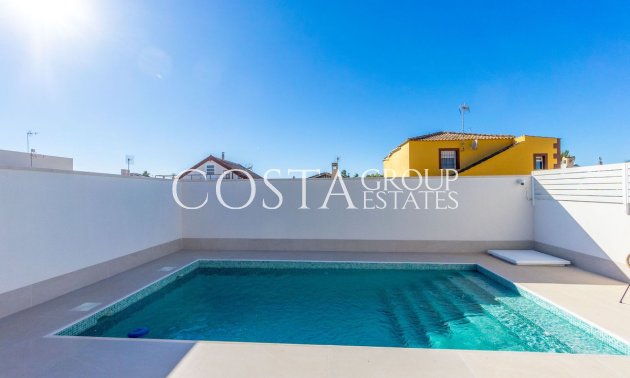 Herverkoop - Villa -
Torrevieja - Torrevieja Centro