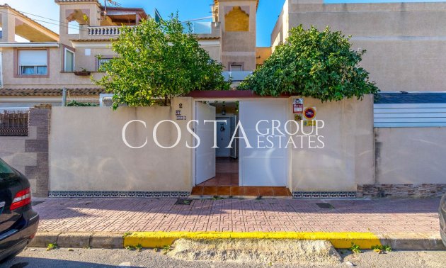 Wiederverkauf - House -
Torrevieja - Torrevieja Centro