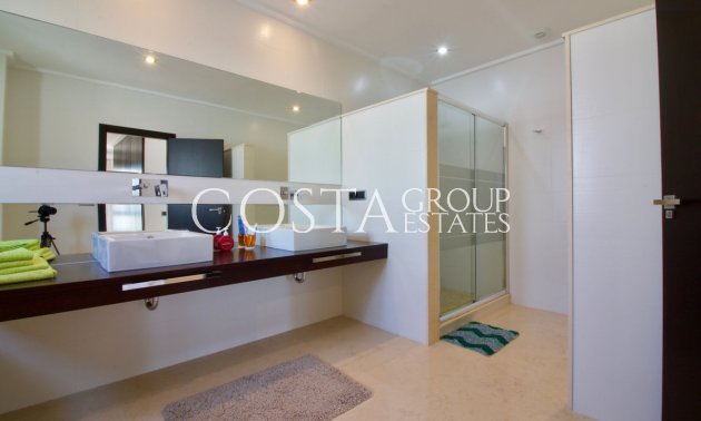 Herverkoop - Villa -
Orihuela - Orihuela Costa