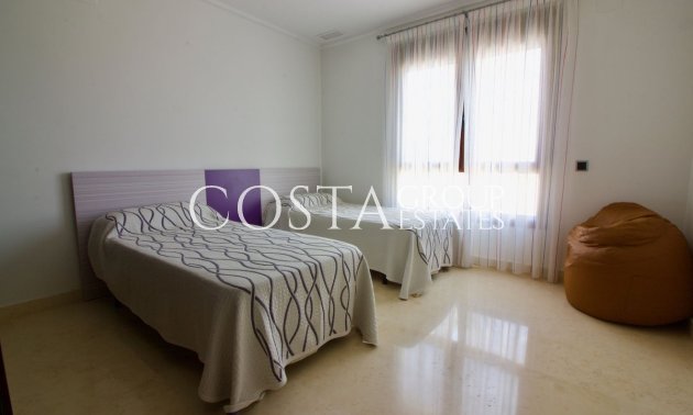 Herverkoop - Villa -
Orihuela - Orihuela Costa