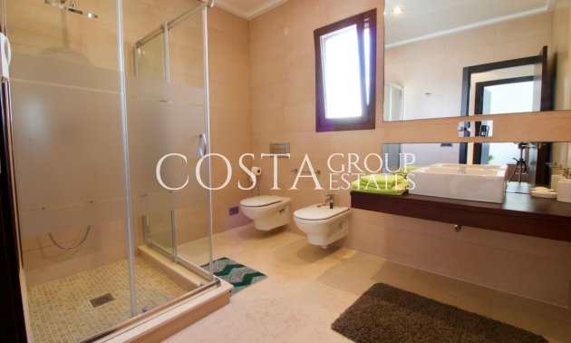 Herverkoop - Villa -
Orihuela - Orihuela Costa