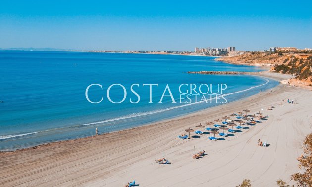 Herverkoop - Villa -
Orihuela - Orihuela Costa