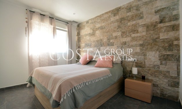 Herverkoop - Villa -
Guardamar del Segura - Guardamar del Segura Centro