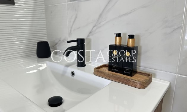 Resale - Apartments -
Orihuela - Punta Prima