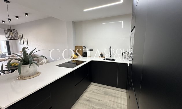 Resale - Apartments -
Orihuela - Punta Prima