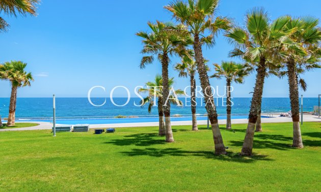 Resale - Apartments -
Orihuela - Punta Prima