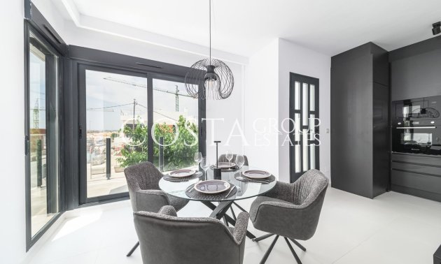 Resale - Apartments -
San Miguel de Salinas - San Miguel de Salinas Centro