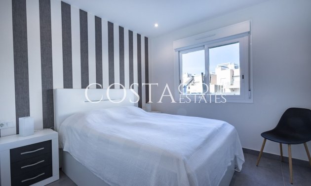 Wiederverkauf - Apartments -
Torrevieja - Aguas Nuevas