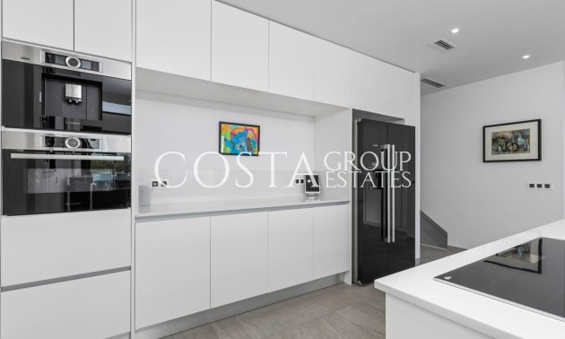 Resale - Villa -
San Miguel de Salinas - San Miguel de Salinas Centro