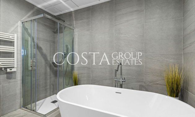 Resale - Villa -
San Miguel de Salinas - San Miguel de Salinas Centro