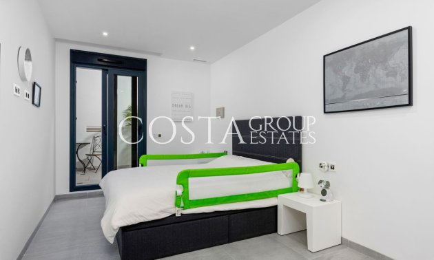 Resale - Villa -
San Miguel de Salinas - San Miguel de Salinas Centro