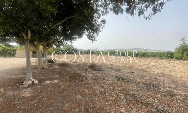 Herverkoop - Villa -
Daya Vieja - Daya Vieja Centro