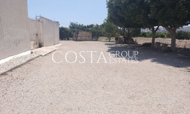 Herverkoop - Villa -
Daya Vieja - Daya Vieja Centro