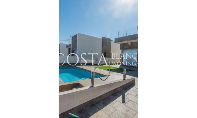 Nieuwbouw Woningen - Villa -
Orihuela Costa - PAU 8