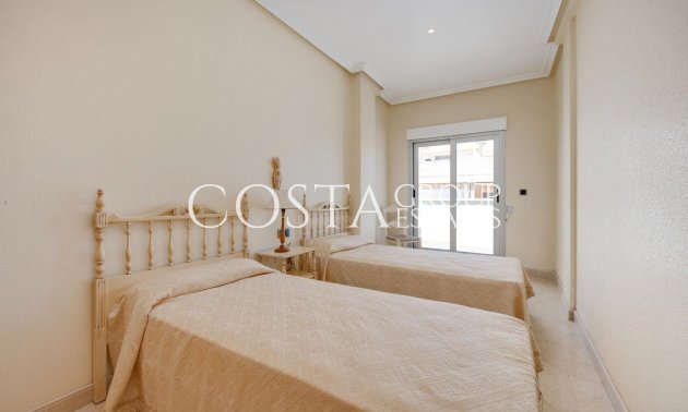 Herverkoop - Apartments -
Torrevieja - Torrevieja Centro