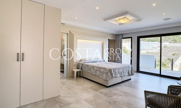 Resale - Villa -
Benitachell - Benitachell Centro