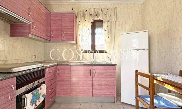 Odsprzedaż - Willa -
Torrevieja - Torrevieja Centro