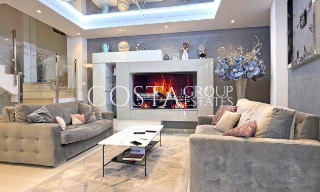 Wiederverkauf - Villa -
Orihuela - Villamartin