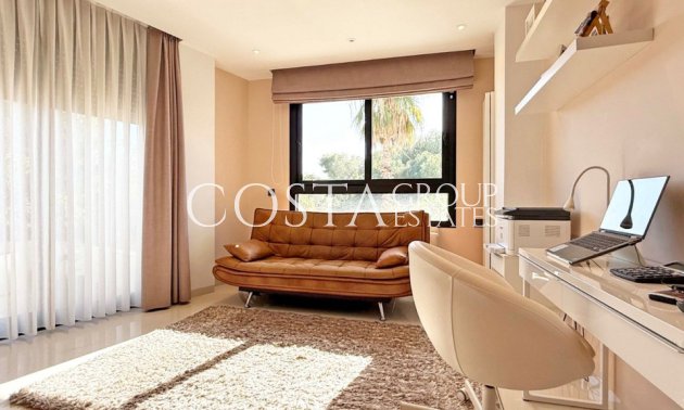 Wiederverkauf - Villa -
Orihuela - Villamartin