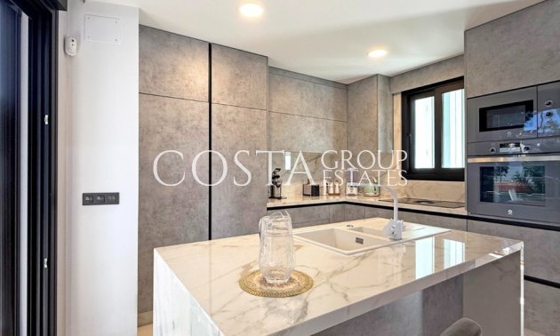 Wiederverkauf - Villa -
Orihuela - Villamartin