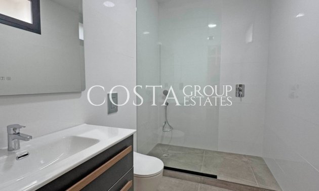 Wiederverkauf - Villa -
Torrevieja - Torrevieja Centro