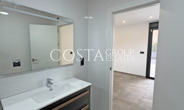 Wiederverkauf - Villa -
Torrevieja - Torrevieja Centro