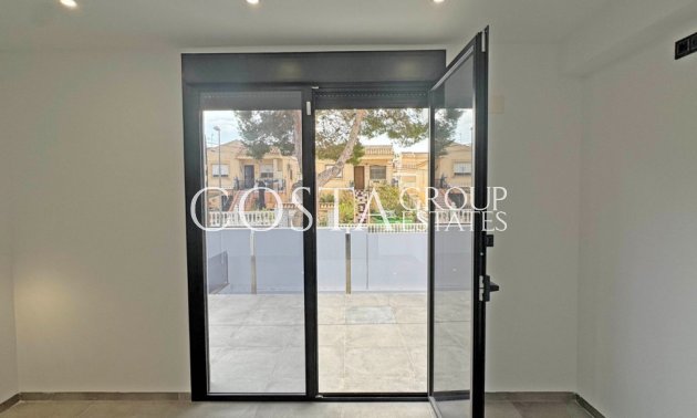 Wiederverkauf - Villa -
Torrevieja - Torrevieja Centro