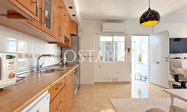 Herverkoop - Huis -
Torrevieja - Torrevieja Centro