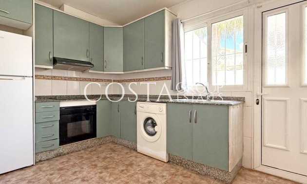 Herverkoop - Villa -
Orihuela - Los Altos