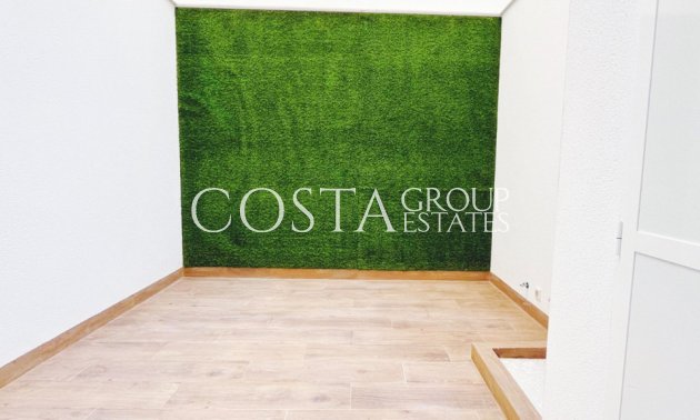 Odsprzedaż - Apartments -
Torrevieja - Playa del Cura