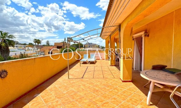 Resale - Villa -
Torrevieja - Torrevieja Centro