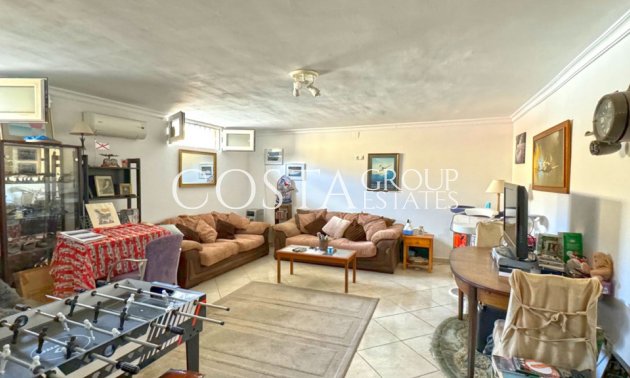 Resale - Villa -
Torrevieja - Torrevieja Centro