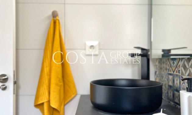 Odsprzedaż - Dom -
San Miguel de Salinas - San Miguel de Salinas Centro