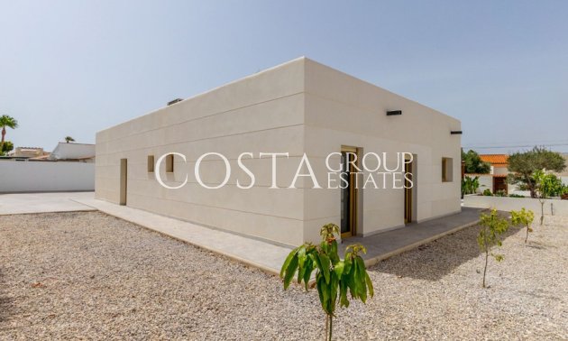 Revente - Villa -
Torrevieja - Torrevieja Centro