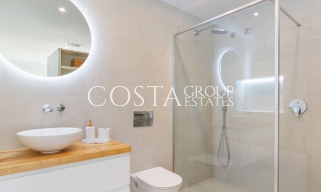 Revente - Villa -
Torrevieja - Torrevieja Centro