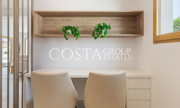 Revente - Villa -
Torrevieja - Torrevieja Centro