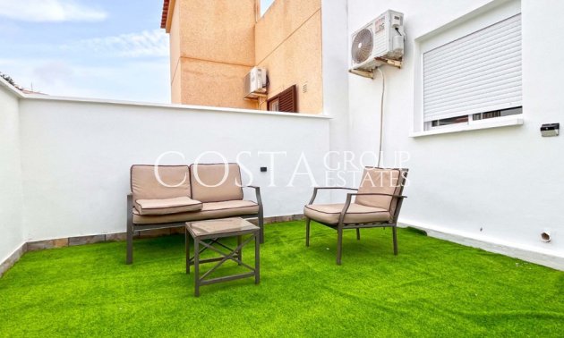 Resale - House -
Orihuela - Playa Flamenca